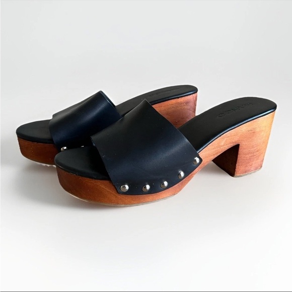 Mango Shoes Womens 7.5 Black Leather Chunky Wood Studded Platform Block Heel - Picture 1 of 16